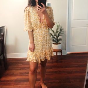 ☆ PRINCESS POLLY MINI DRESS ☆